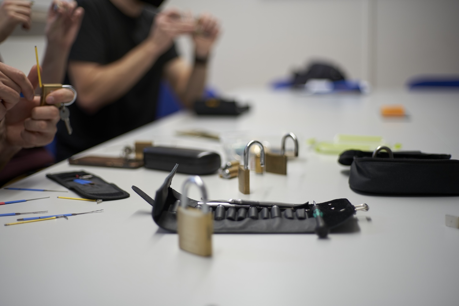 Verwendung von Lockpicking Werkzeuge